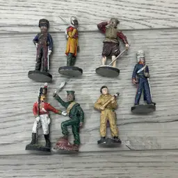 Vintage Lot Of Painted Pieter Figures