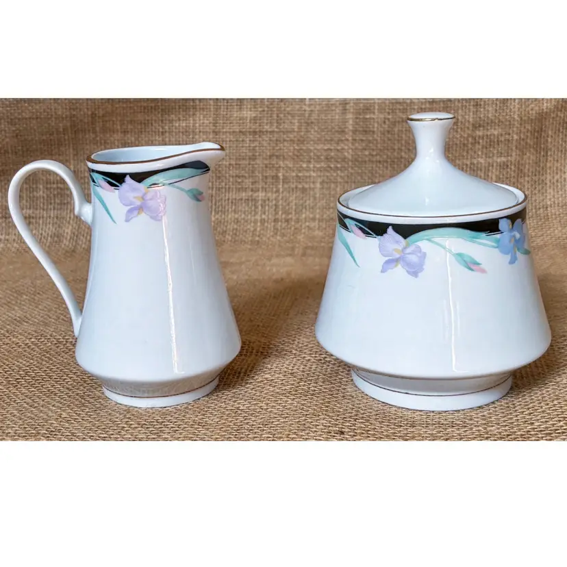 Vintage Tienshan White Floral Creamer And Sugar Bowl Elegant Romance Feminine