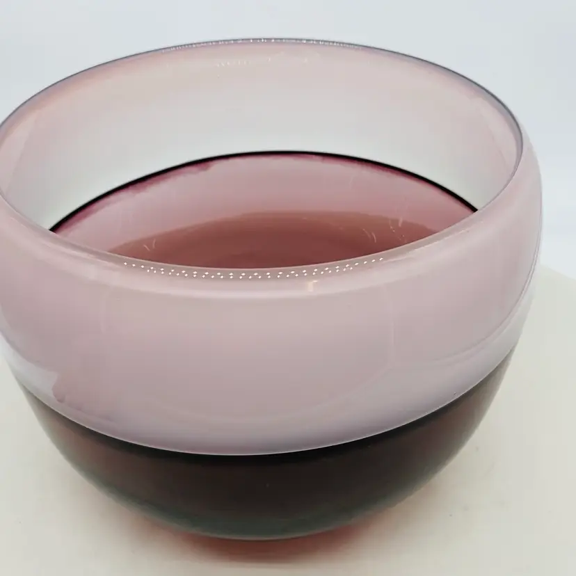 #0905 MCM Pink And Burgundy Art Glass Large Bowl Two Tone