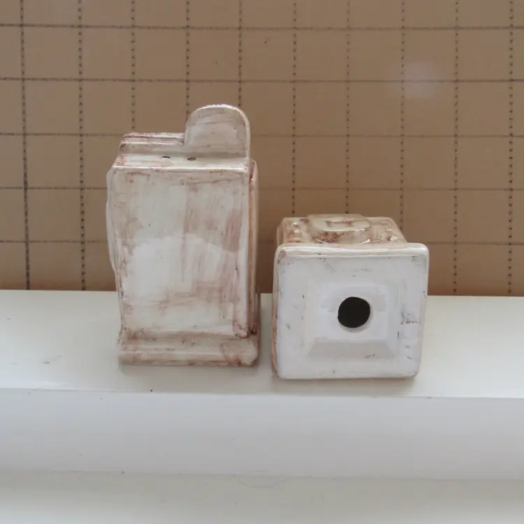 VTG Slot Machines Salt and Pepper Shaker Set