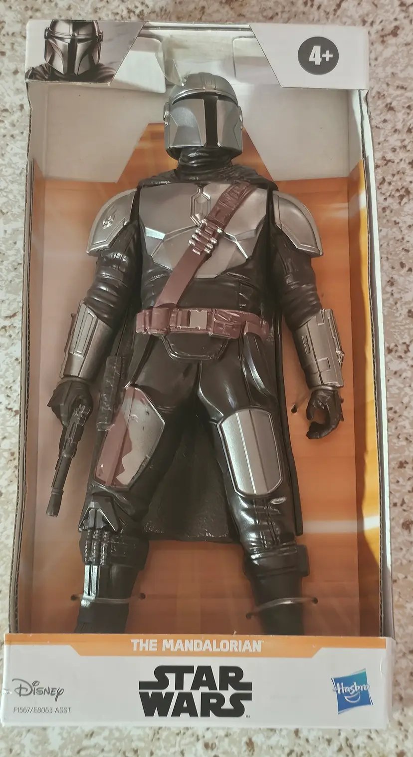 Star Wars - The Mandalorian Action Figure Toy - Hasbro - NEW IN BOX