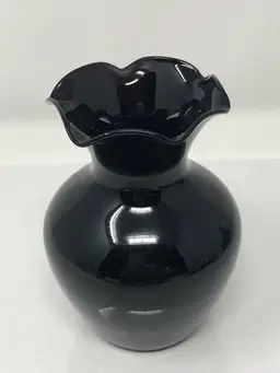 Black Amethyst Glass Ruffle Top Vase