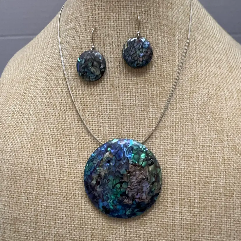 Crushed Abalone Shell Mosaic Necklace And Earrings Set