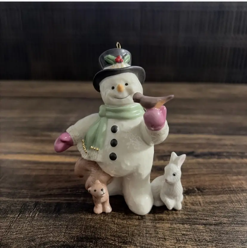 Lenox 2009 Snowy Friends Snowman Ornament Gold Trim