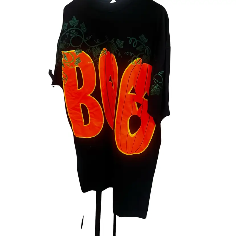 12 Vintage Boo Graphic Tshirt One Size