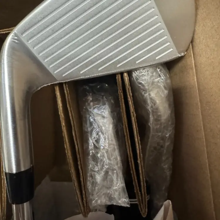 Titliest T250 2026 Brand New In Box Amt Stiff Right Hand 5-AW