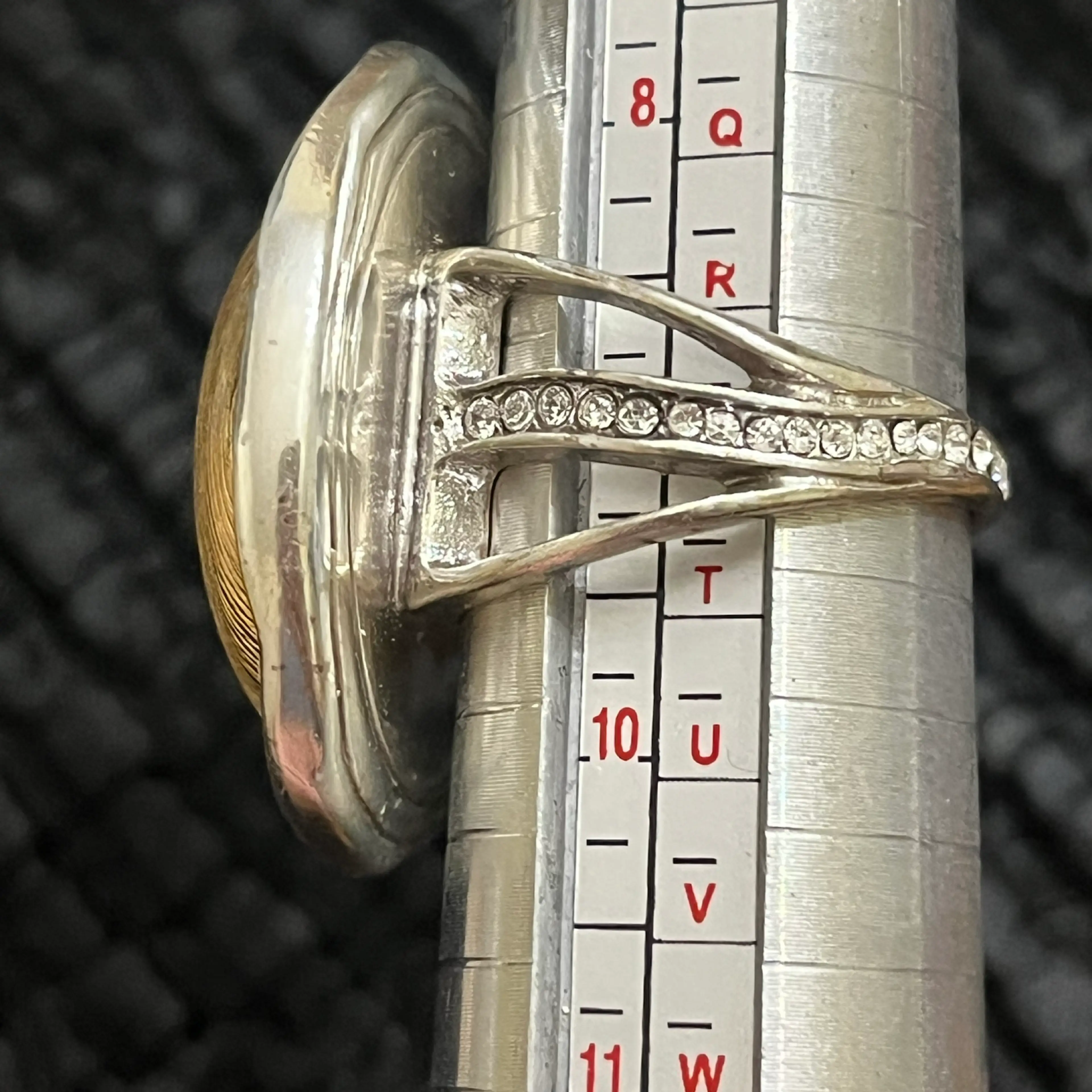 Image 4 of 7