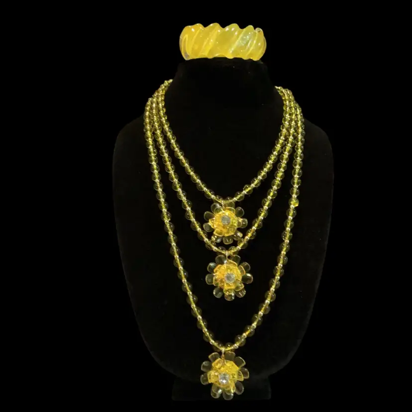 Gorgeous Spring Yellow Multi Layered Transparent Lucite Beaded  Statement Necklace With Flower Motif & Matching Lucite Bangle Bracelet. Not Signed