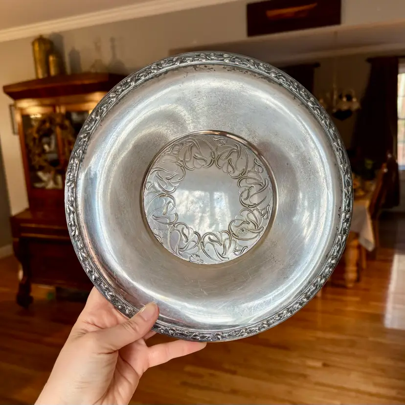 Wm. A Rogers Silver Plated 10” Plate