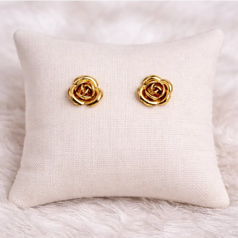 Vintage Gold Tone Rose Stud Earrings Floral Classic Minimalist