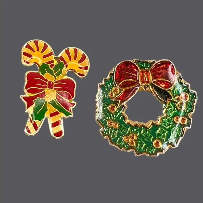 Candy Cane and Wreath Enamel Brooch Lapel Hat Pins. Gold-tone. Great Christmas Holiday Spirit Jewelry.