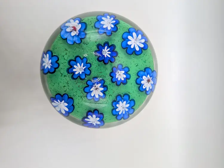 VINTAGE MURANO ITALY VENETIAN GLASS BLOW GLASS ART GLASS PAPERWEIGHT - MILLEFIORI CUT CANE FLOWER GARDEN FIELD BLUE GREEN