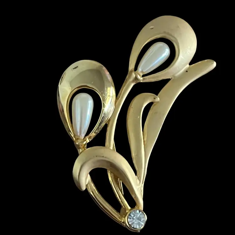 MCM Vintage Lily Brooch Calla Lilies Flowers Pin Faux Pearl Crystal