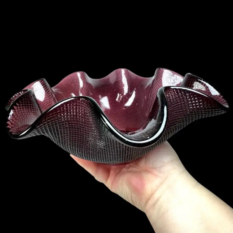 8-3/4” Amethyst Purple Colony Ruffled Waffle Weave Serving / Popcorn Bowl. Great Pattern!