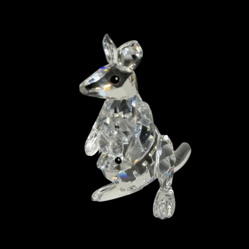Swarovski Crystal Mother Kangaroo w/Baby Joey 181756 (Retired) No Box
2-1/4” T x 1-1/4” L x 3/4” W
