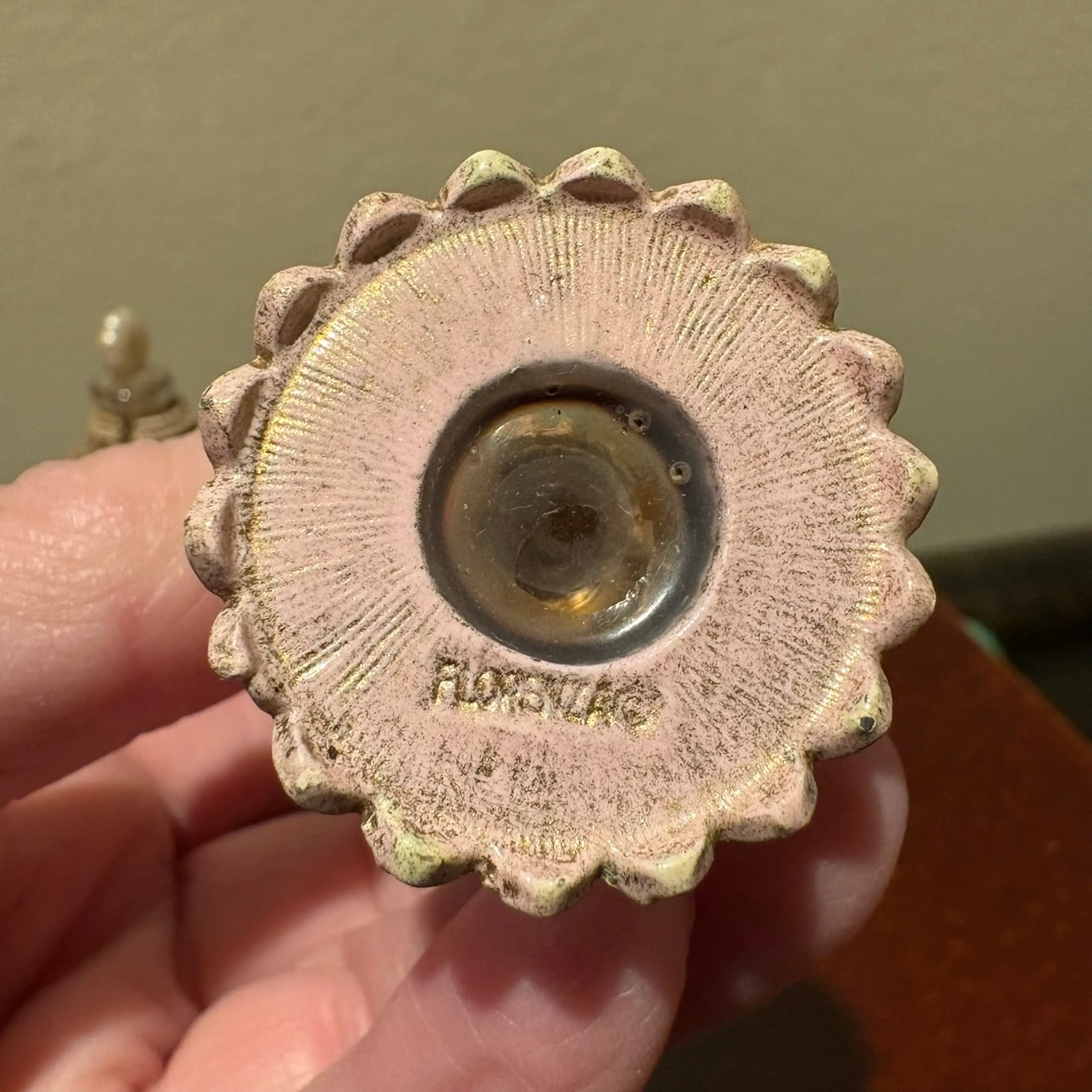 Image 4 of 5