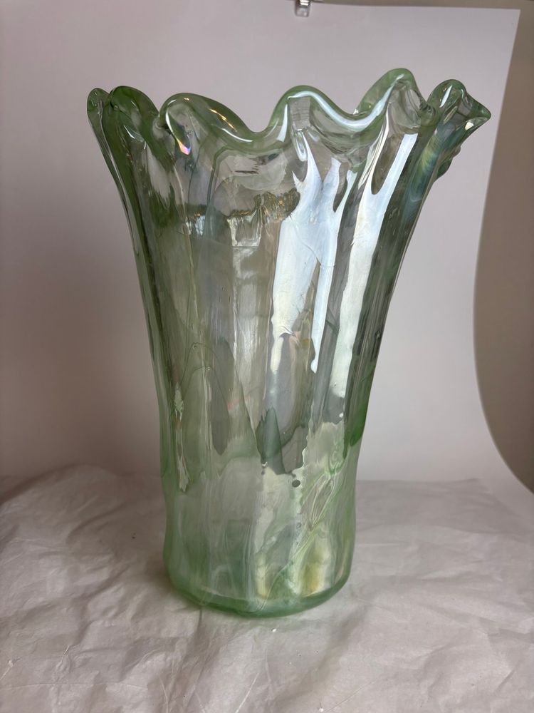 Glass Vase Green Swirl, Ruffle Edge, 11”
