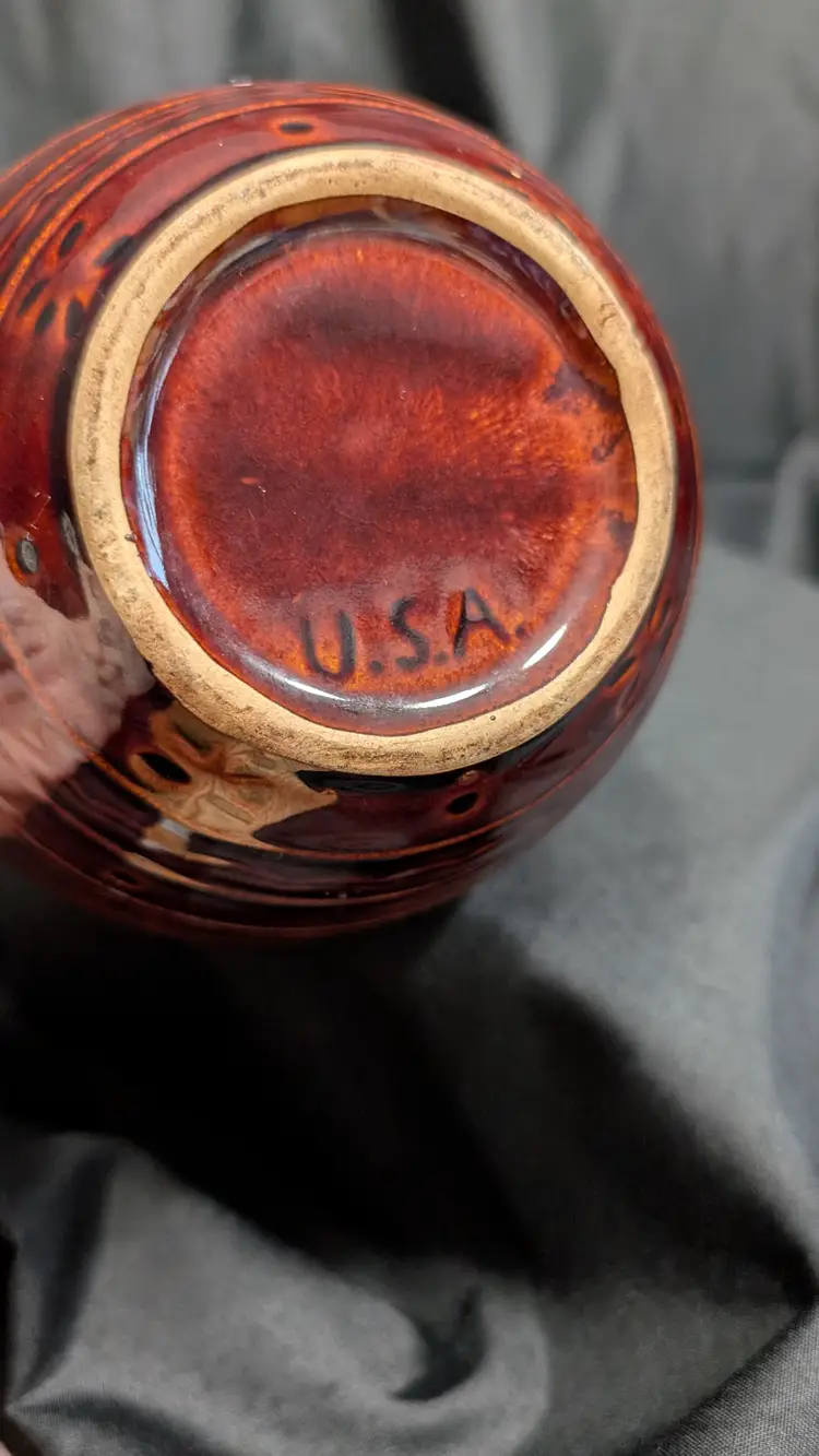 USA Stoneware Pottery Bowl Red Glaze