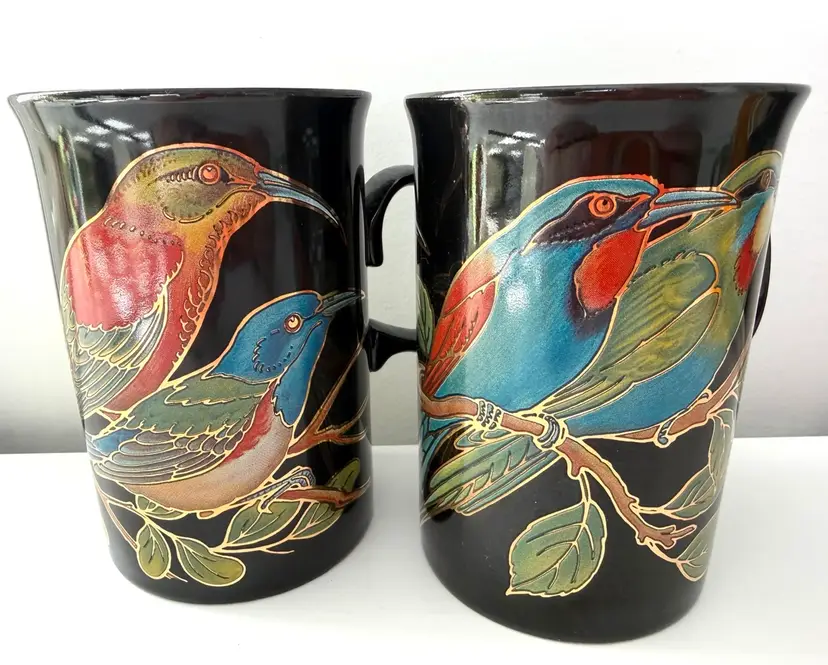 Set Of Gorgeous Mugs From Scotland - Very Colourful With Gold Trimming