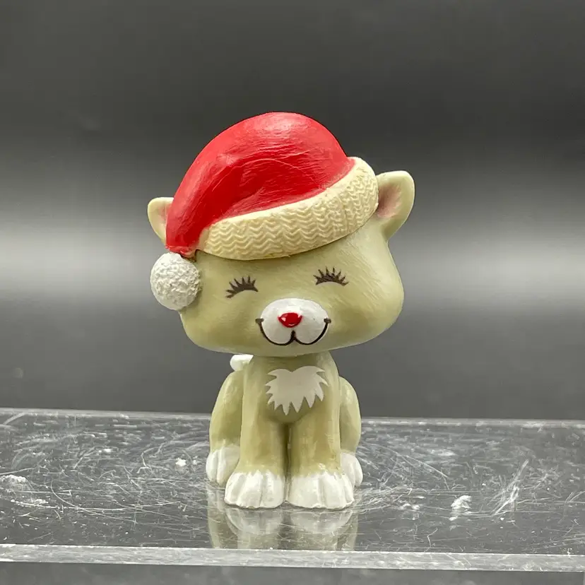 Hallmark Merry Miniatures Cat Kitten Kitty with Santa Hat Figurine VTG Christmas