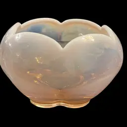 Antique Duncan & Miller Pink opalescent glass Art Deco rose bowl. 4” Across.