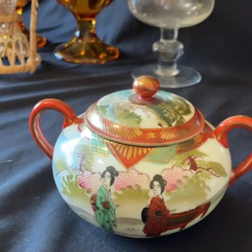 Geishaware Covered Sugar Double Handle