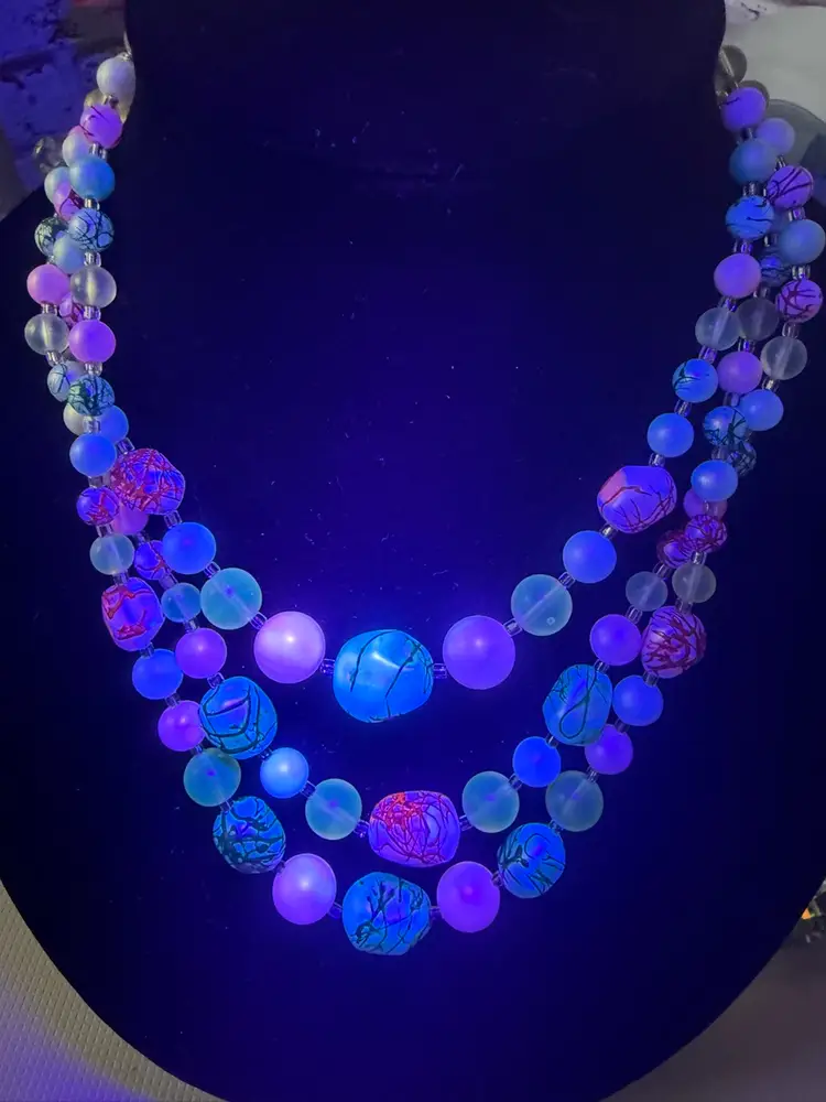 UV Reaction On Necklace