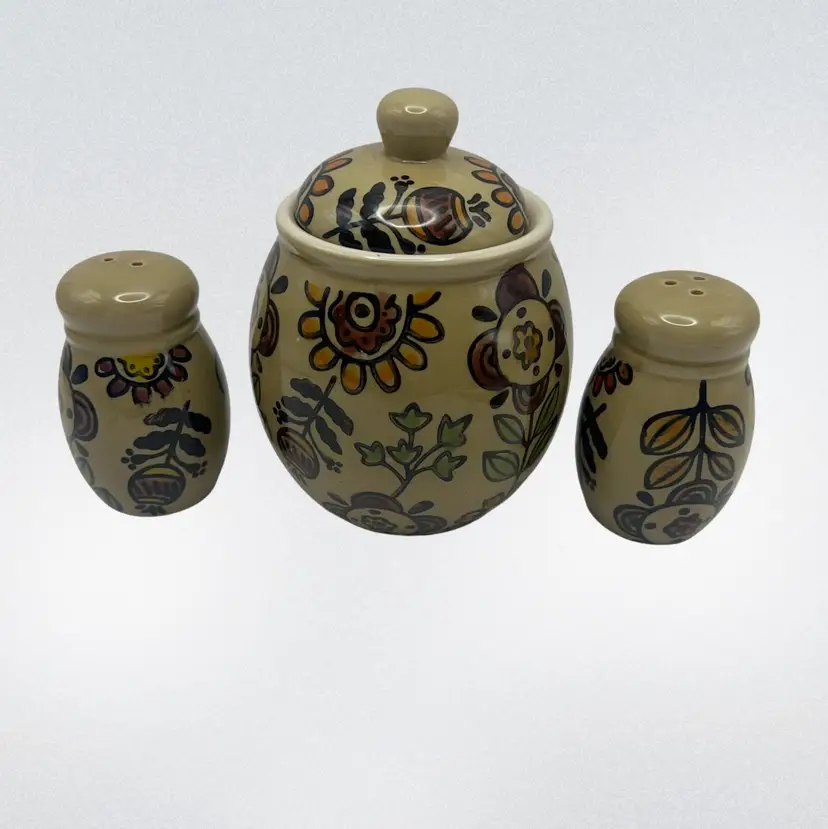 Vintage Folk Art Sugar Bowl With Matching Salt And Pepper Shakers, Sugar Is 5” Tall And Salt And Pepper Is 3” Tall