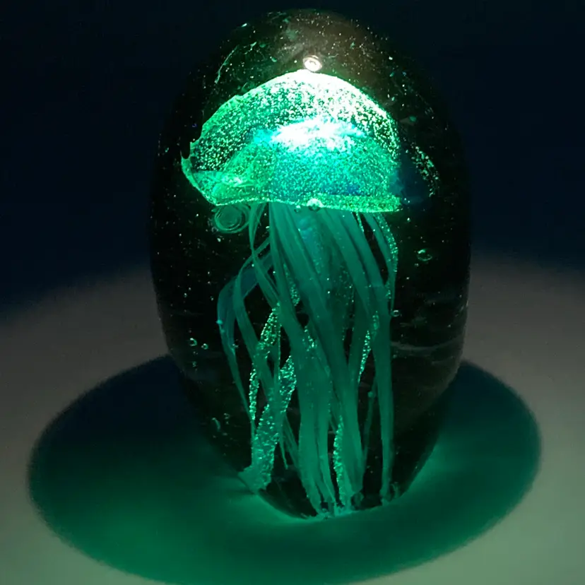 (#2) UV Reactive And Glow In The Dark Jellyfish Glass Paperweight! 4 1/4” Tall x 2 1/2” Wide! 😎😎😎