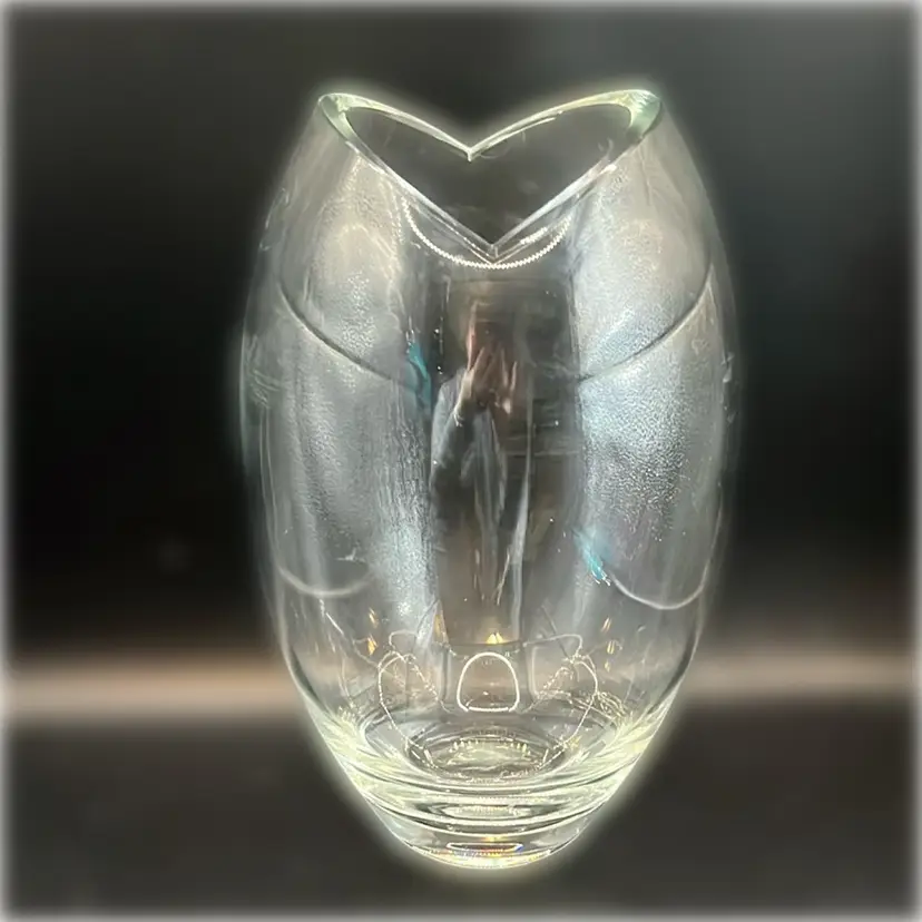 Vintage Tulip Crystal Vase 9” Tall
