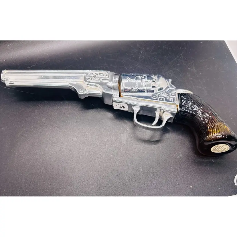 66. VTG Avon 1975 Amber Glass 1851 Colt Revolver Glass Bottle Decanter