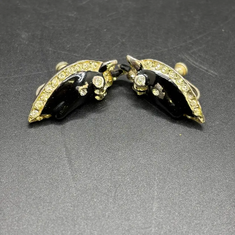 Vintage Horse Head  Rhinestone Screw Back Earrings Black Silver Tone