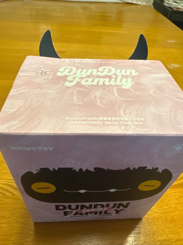 DunDun Family Series by Momo Toy