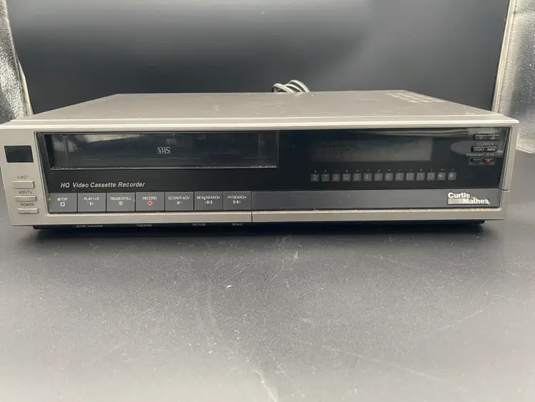 Curtis Mathes Gray VCR Player Model #AV725 - Tested - Manual & Connection Cables