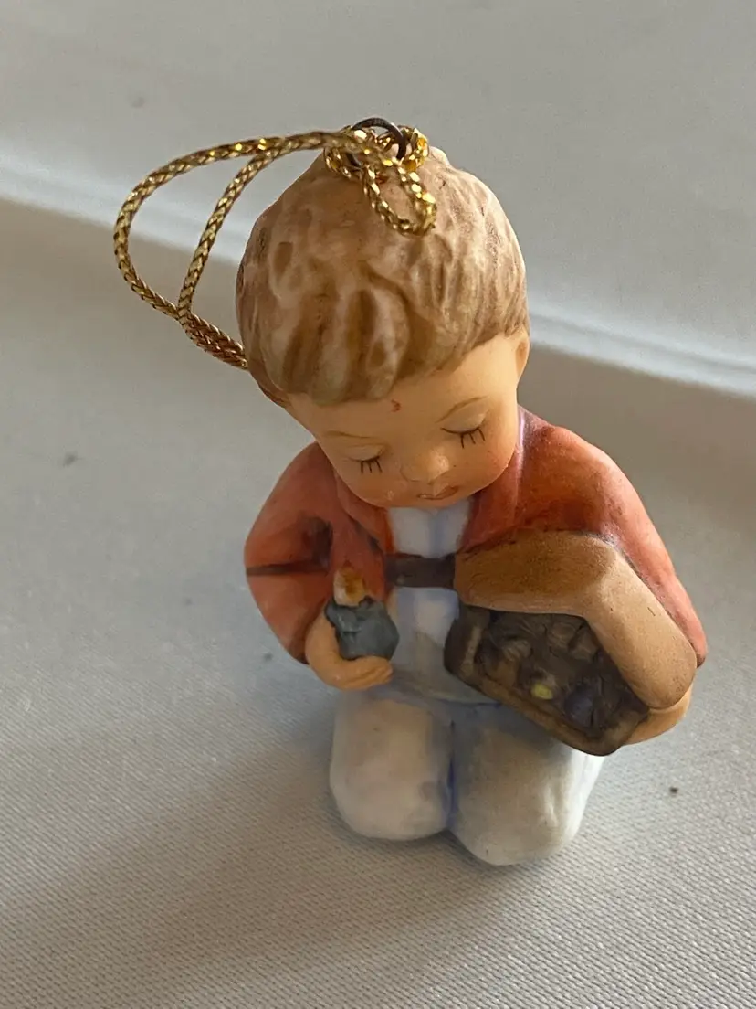 Berth Hummel 1997 Goebel Christmas Boy Ornament