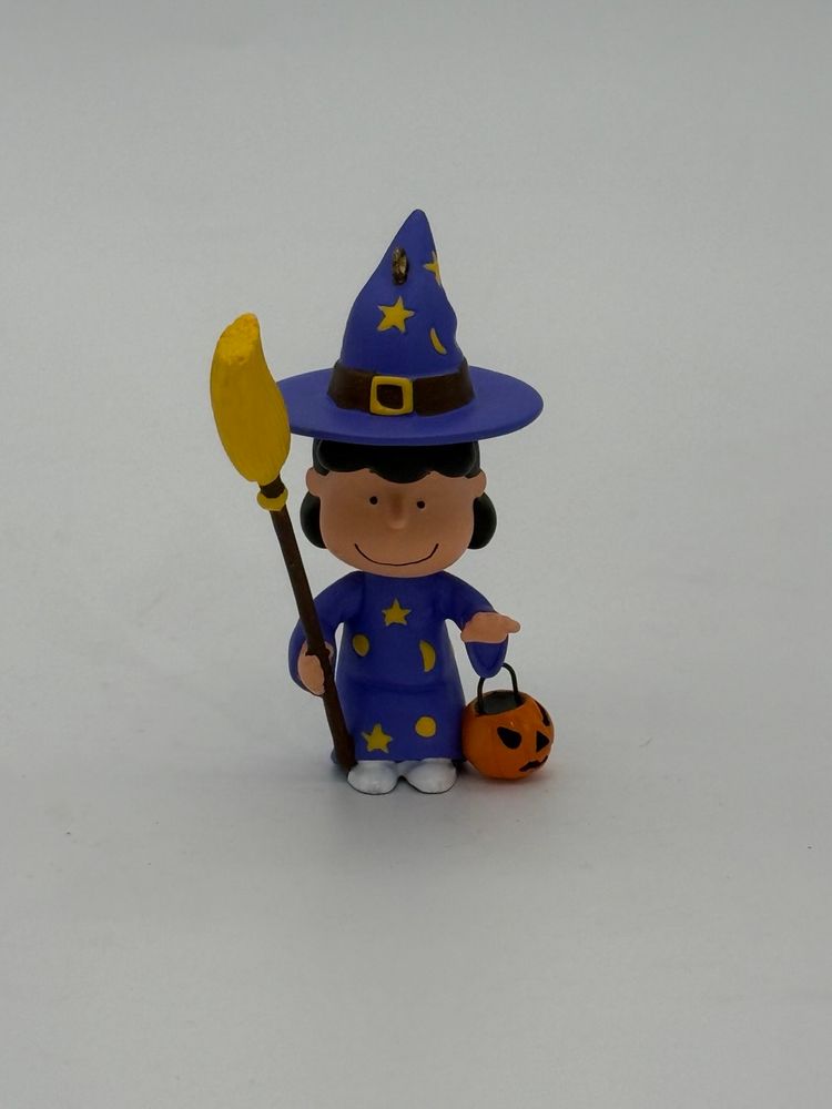 Hallmark Ornament 2009 Bewitching Lucy | QF04012 Peanuts Halloween New In Box
