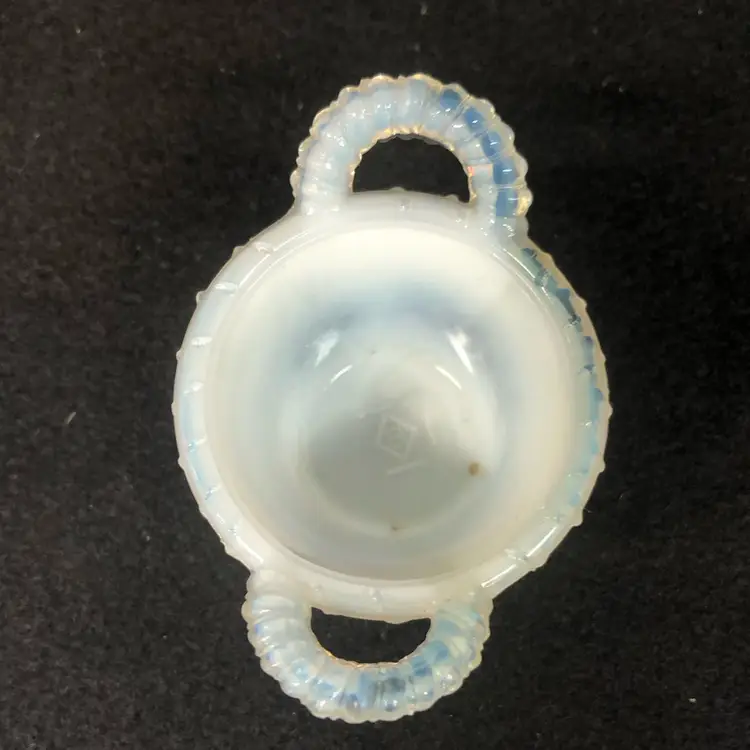 Boyds Opalescent Milk Glass Woven Basket 