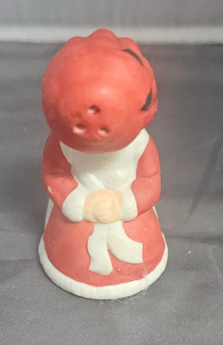 Vintage Porcelain Kissing Mrs. Claus Christmas Salt or Pepper Shaker