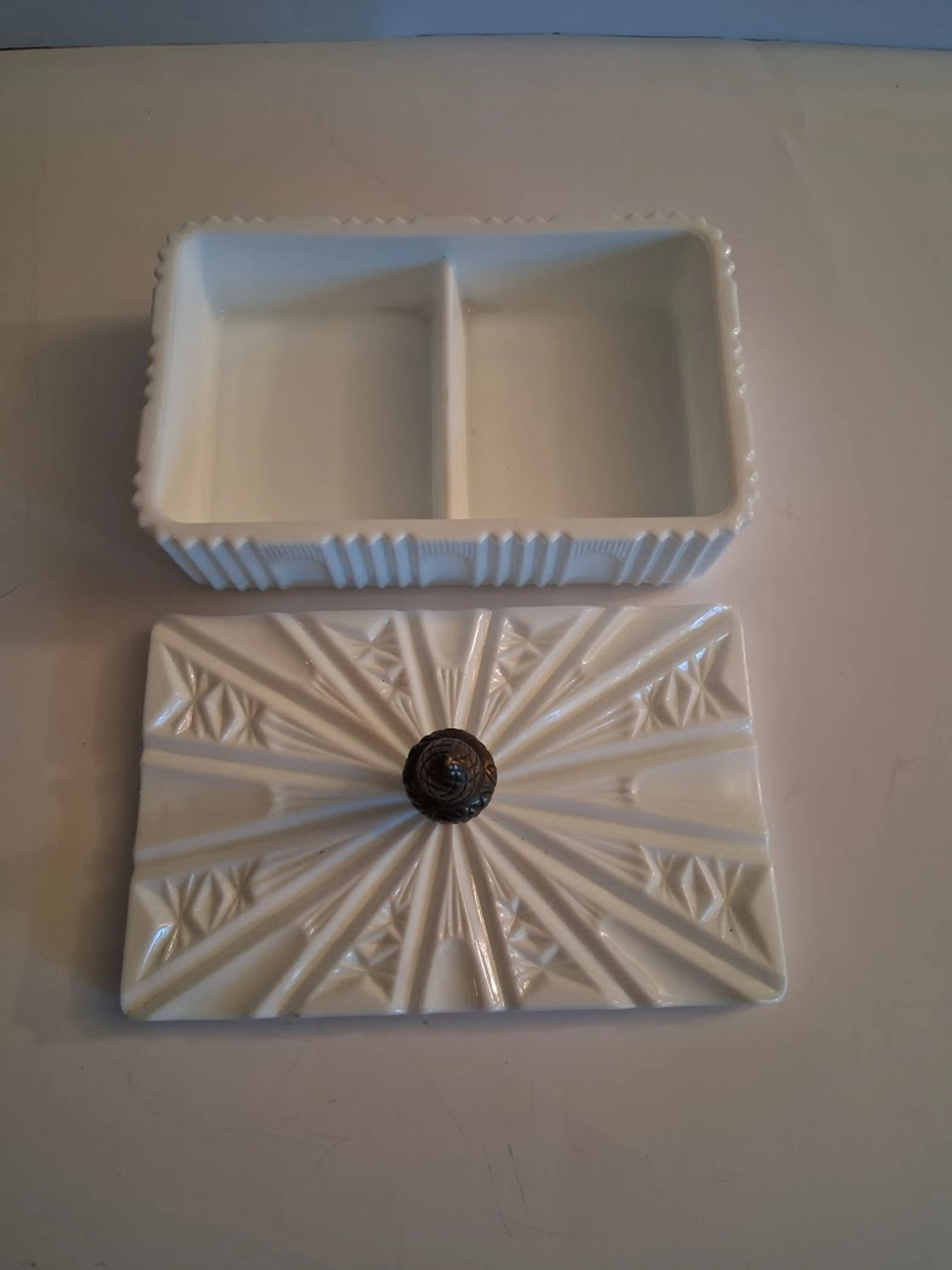 Image 2 of 6