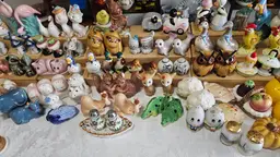 #37 - Buyers Choice Salt and Pepper Shaker Set