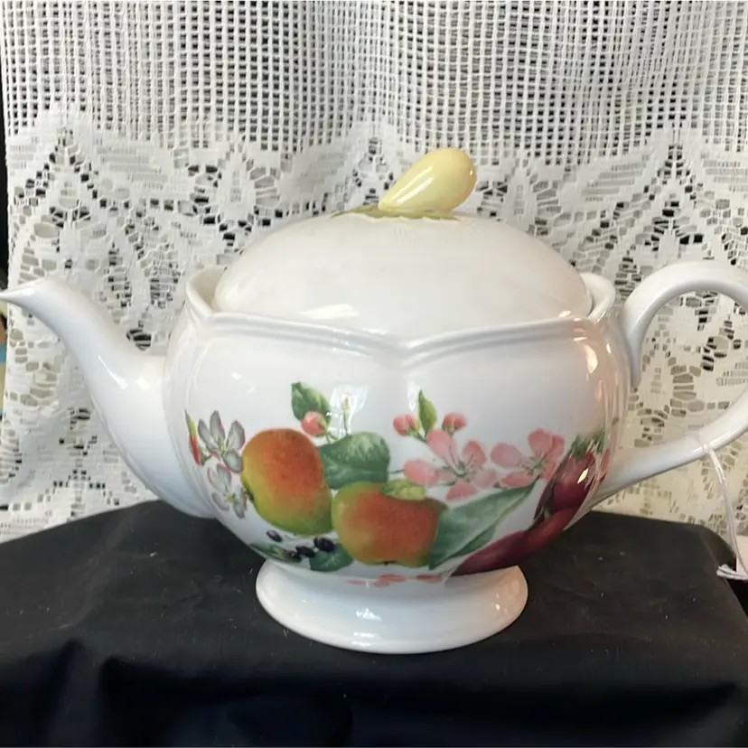 Lenox Orchards In Bloom Teapot