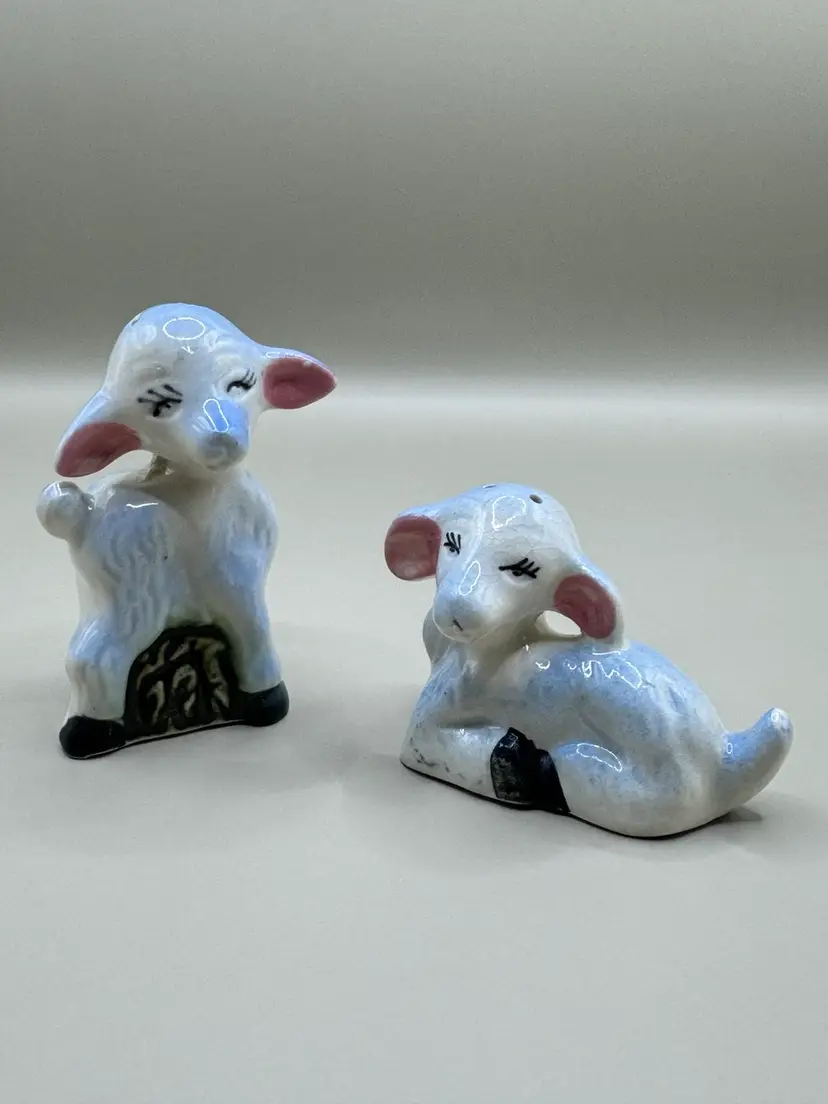 Precious 1950s Japan Lamb Salt and Pepper Shakers, (1)-2" Tall and (1)-2" Across. Perfect Condition with Stoppers