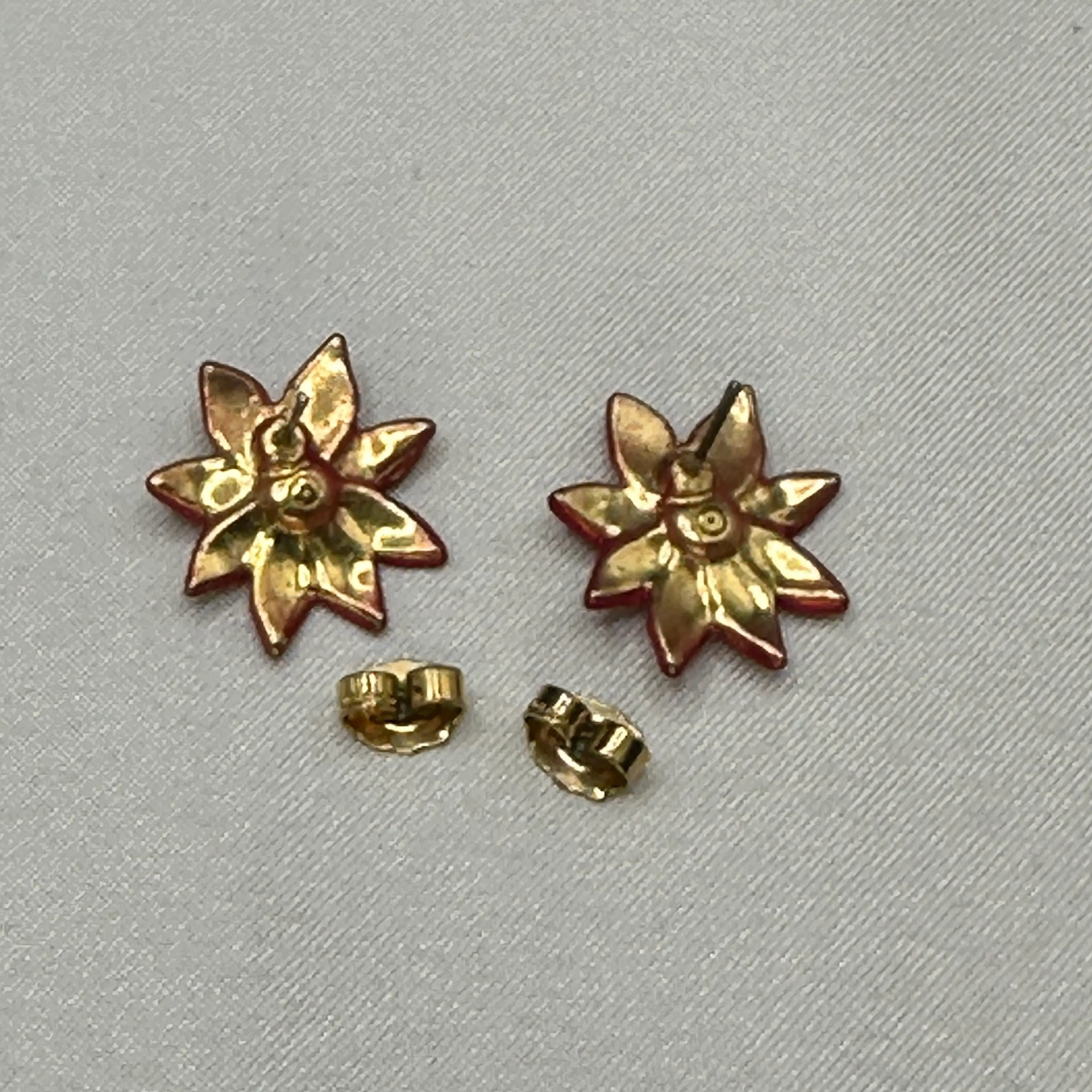 Image 2 of 2
