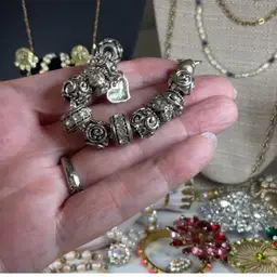 #08 - Let's Do Jewelry!