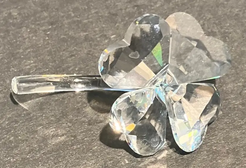 Swarovski Crystal Four Leaf Clover Shamrock Figurine Retired 212101