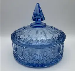 Vintage, Indiana Glass, Ice Blue, Princess Diamond, Candy Dish/Trinket Box & Lid. Excellent condition!