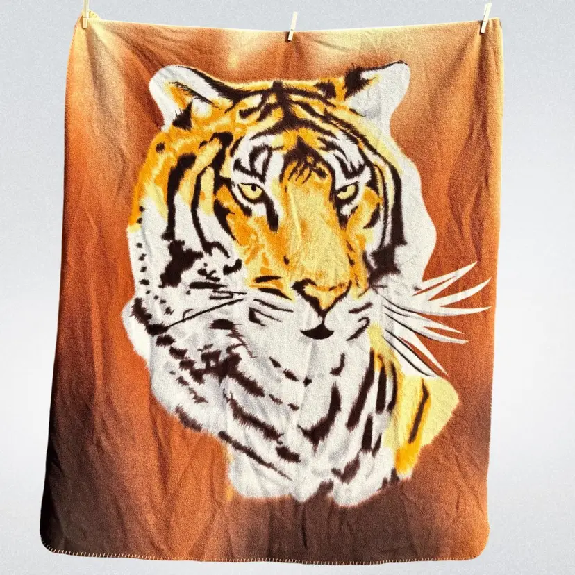 Retro Tiger Brown Fleece Blanket Throw 51”x62”