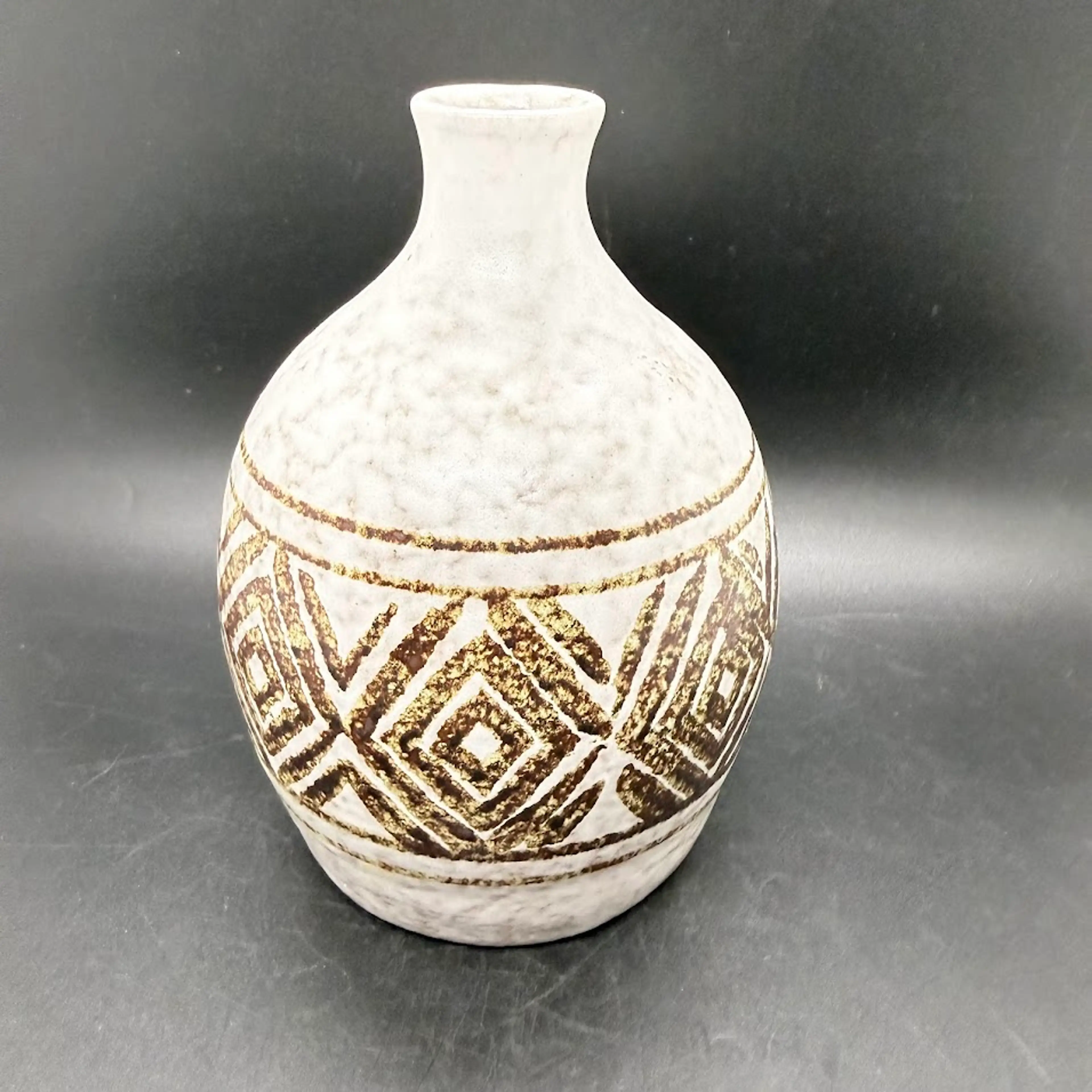 Image 4 of 15