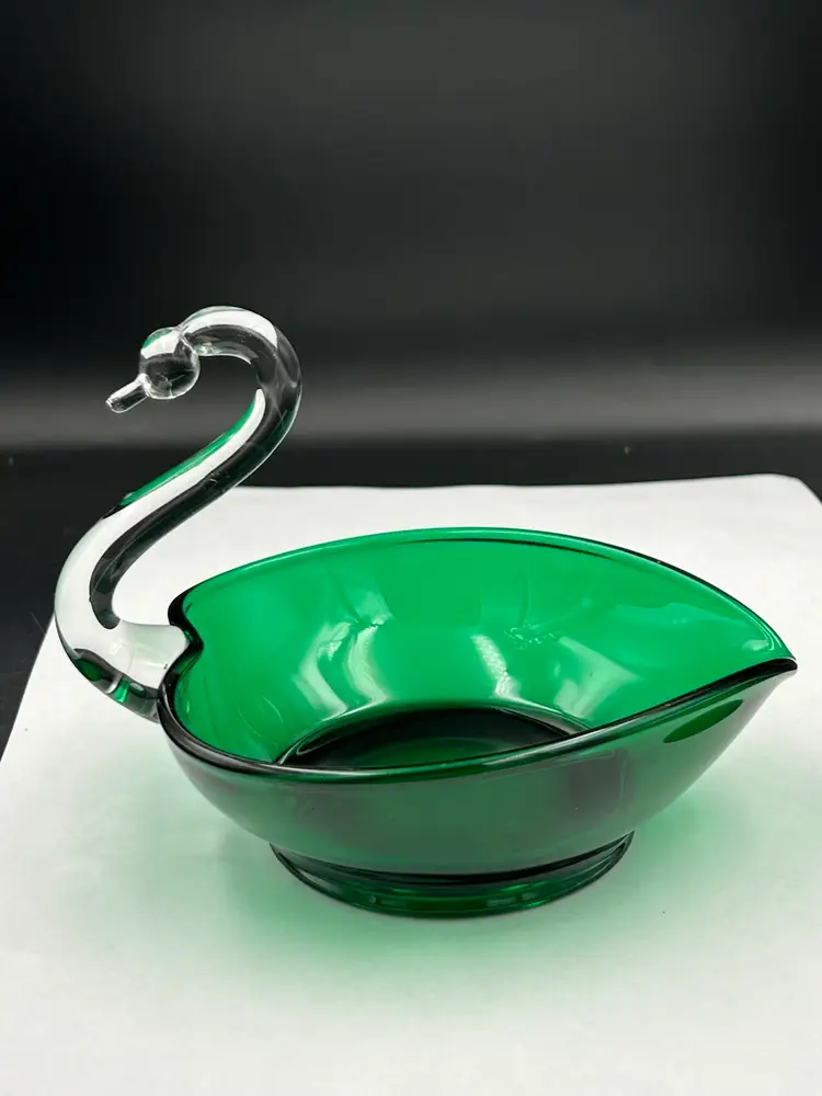 Vintage Duncan Miller emerald green Swan candy dish, neck glows