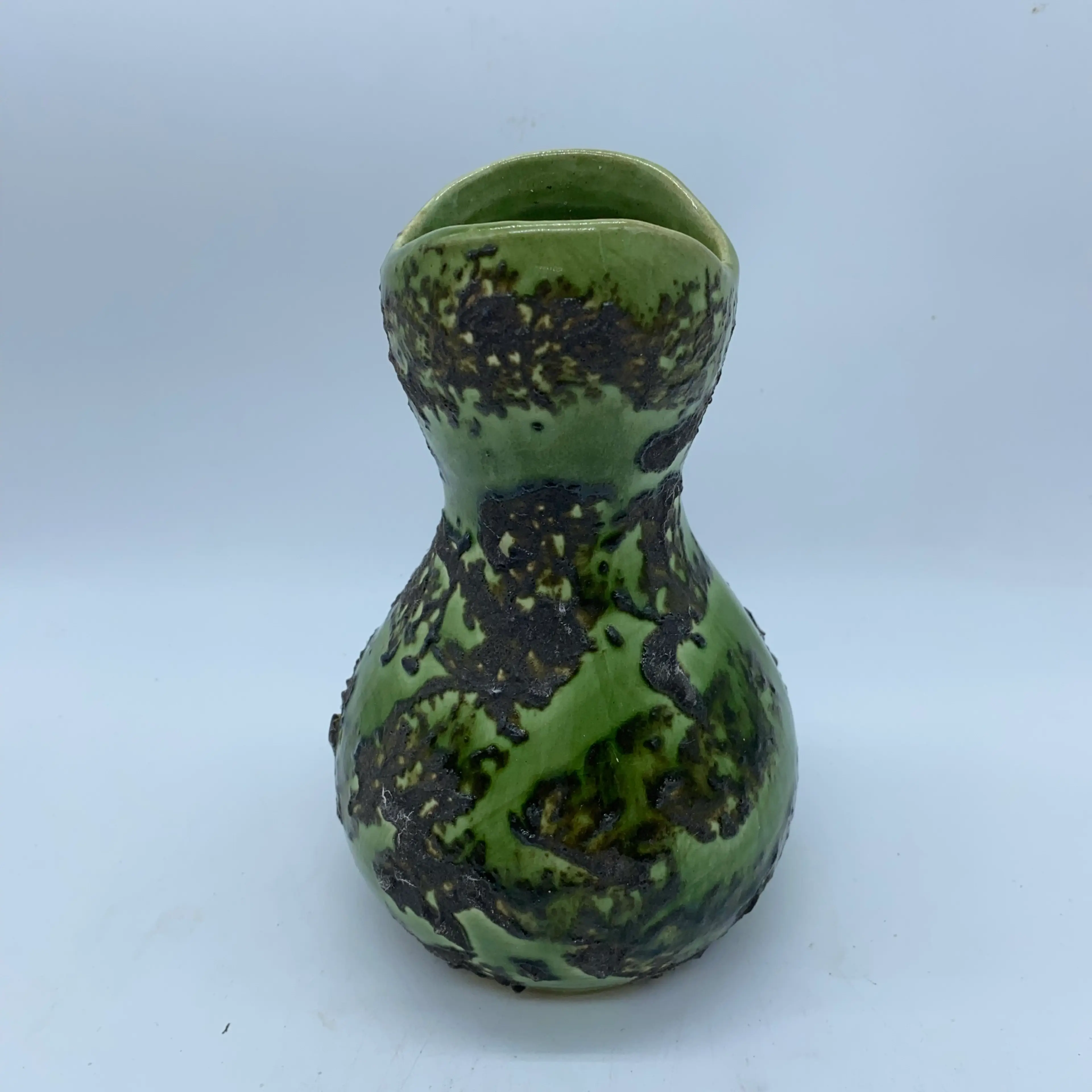 Image 2 of 6